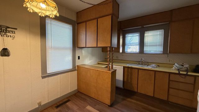 2606 Olive STREET, Racine, WI 53403