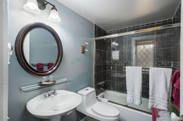 2147 Tremont Place, Denver, CO 80205