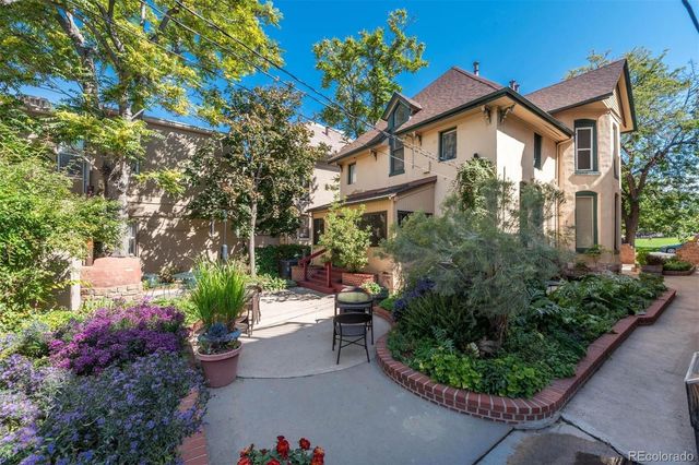 2147 Tremont Place, Denver, CO 80205
