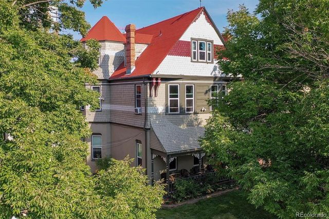 2147 Tremont Place, Denver, CO 80205