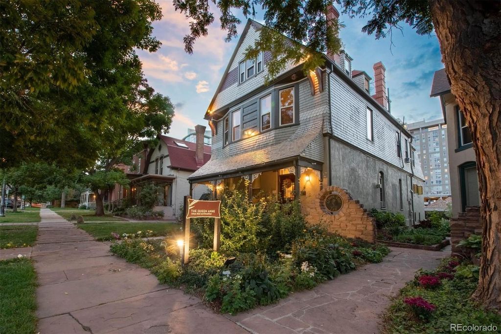 2147 Tremont Place, Denver, CO 80205