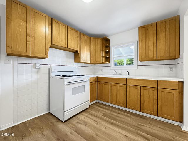 10230 Jardine Avenue, Sunland, CA 91040