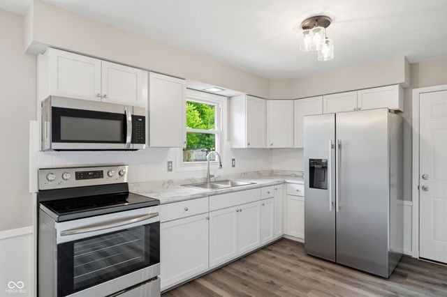 10628 E County Road 100 S, Indianapolis, IN 46231