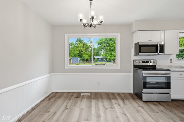 10628 E County Road 100 S, Indianapolis, IN 46231