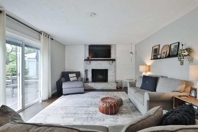 3463 En-Joie Drive, Columbus, OH 43228