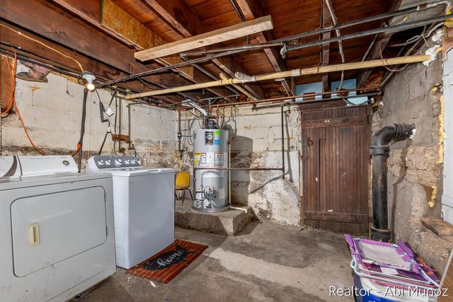 2029 Arnold Avenue, Wyoming, MI 49509