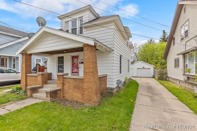 2029 Arnold Avenue, Wyoming, MI 49509