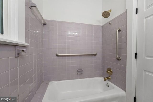 2712 SOUTH DAKOTA AVE NE, Washington, DC 20018