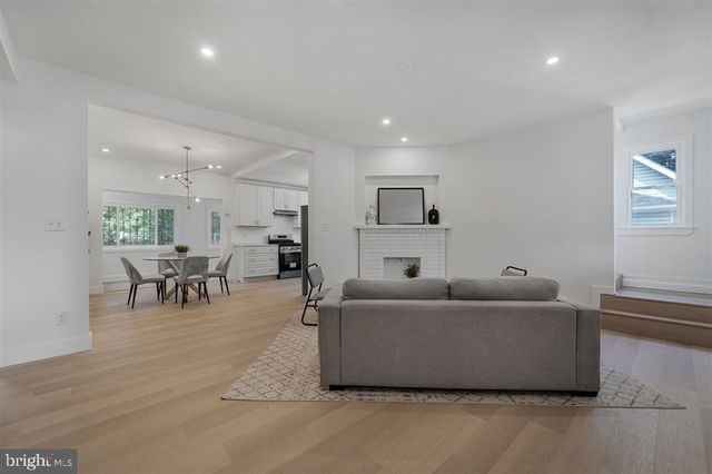 2712 SOUTH DAKOTA AVE NE, Washington, DC 20018