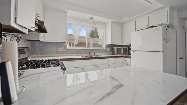 30316 AUSTIN Drive, Warren, MI 48092