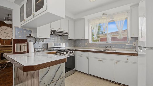 30316 AUSTIN Drive, Warren, MI 48092