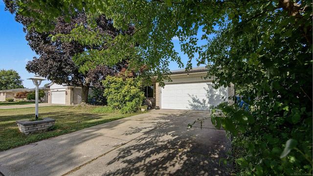 30316 AUSTIN Drive, Warren, MI 48092