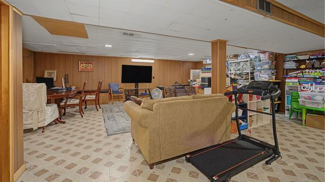 30316 AUSTIN Drive, Warren, MI 48092