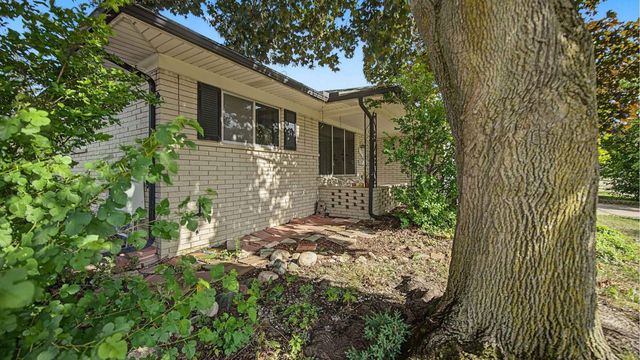 30316 AUSTIN Drive, Warren, MI 48092