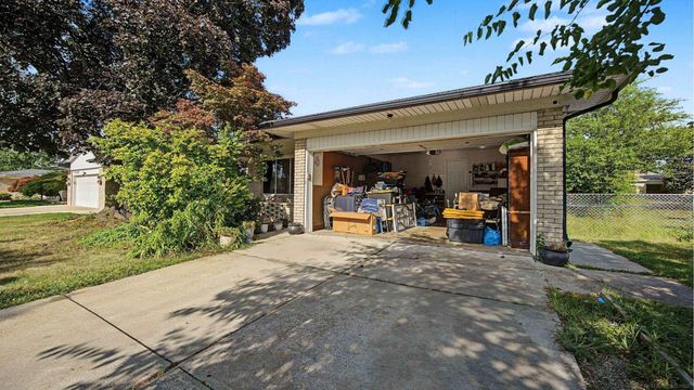 30316 AUSTIN Drive, Warren, MI 48092