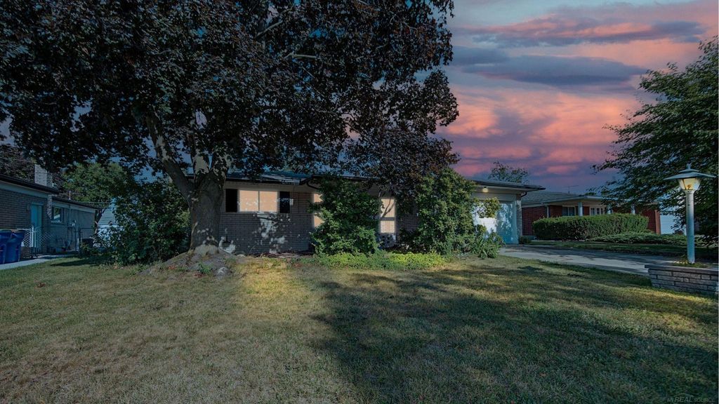 30316 AUSTIN Drive, Warren, MI 48092