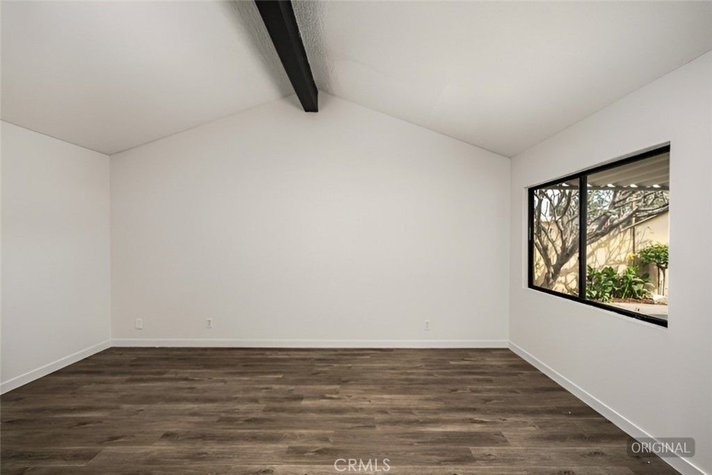 Image 7 of property listing at 7125 Cole, Downey, CA 90242