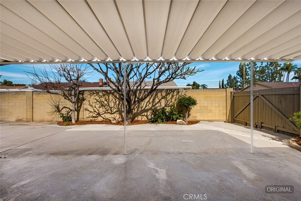 Image 9 of property listing at 7125 Cole, Downey, CA 90242