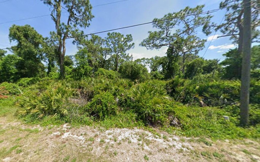 5544 N Huckleberry Lake Drive, Sebring, FL 33875