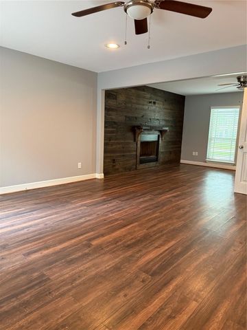 3918 Cedar Forest Drive, Kingwood, TX 77339