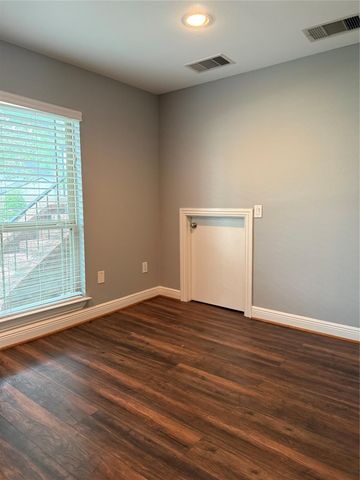 3918 Cedar Forest Drive, Kingwood, TX 77339