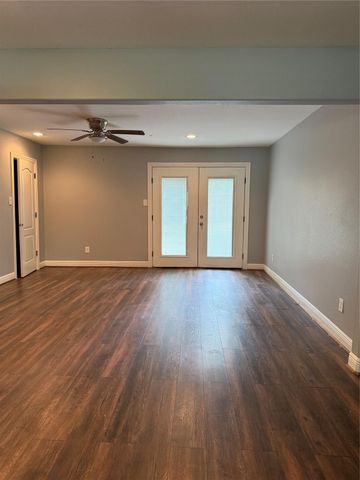 3918 Cedar Forest Drive, Kingwood, TX 77339