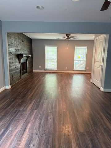 3918 Cedar Forest Drive, Kingwood, TX 77339