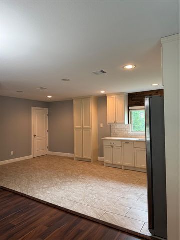 3918 Cedar Forest Drive, Kingwood, TX 77339