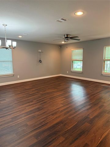 3918 Cedar Forest Drive, Kingwood, TX 77339