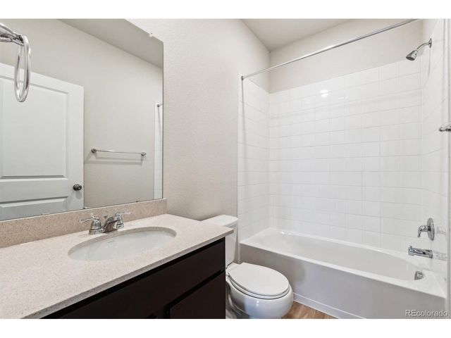 14482 Heritage Dr, Mead, CO 80504