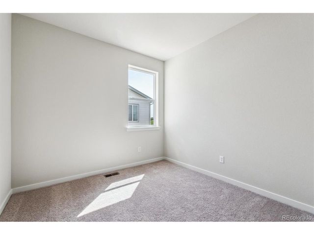 14482 Heritage Dr, Mead, CO 80504