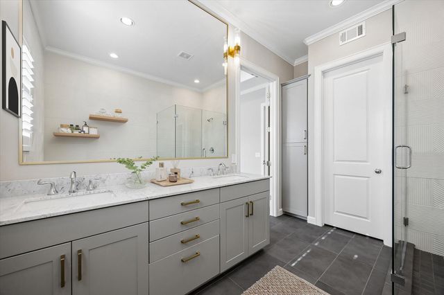 4030 Blossom Street, Houston, TX 77007
