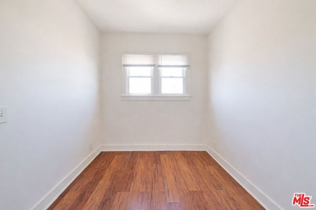 537 S Kenmore Avenue 300, Los Angeles, CA 90020