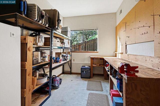 165 Travalini Ct., El Sobrante, CA 94803