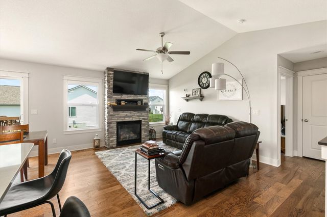 4304 NW Abilene Road, Ankeny, IA 50023