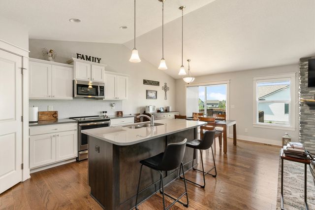 4304 NW Abilene Road, Ankeny, IA 50023