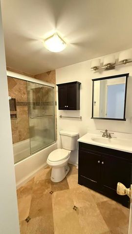 1916 Capital Court, Schaumburg, IL 60193