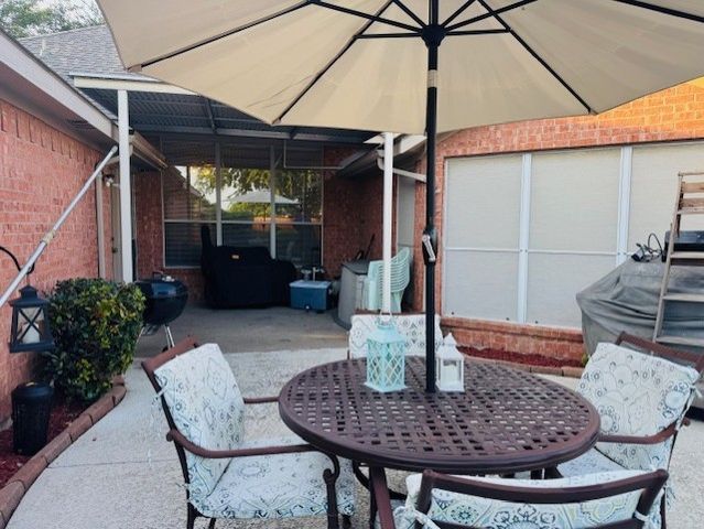 2322 Greenfield Circle, Garland, TX 75040