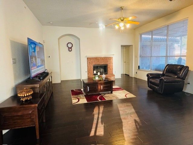 2322 Greenfield Circle, Garland, TX 75040