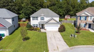 104 Long Pond Drive, Sneads Ferry, NC 28460