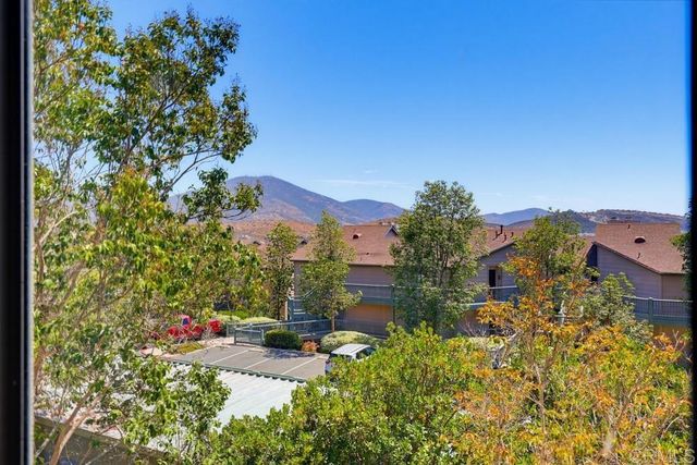 3045 Blue Oak Court, Spring Valley, CA 91978
