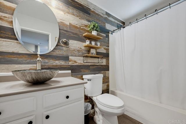 3045 Blue Oak Court, Spring Valley, CA 91978