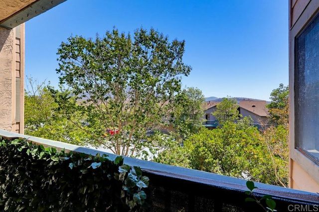 3045 Blue Oak Court, Spring Valley, CA 91978