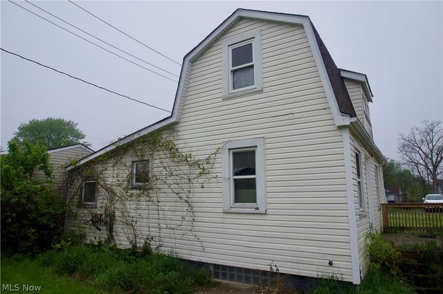 12301 Hirst Avenue, Cleveland, OH 44135