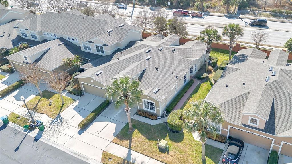 Image 30 of property listing at 463 HARBOR WINDS COURT, Winter Springs, FL 32708