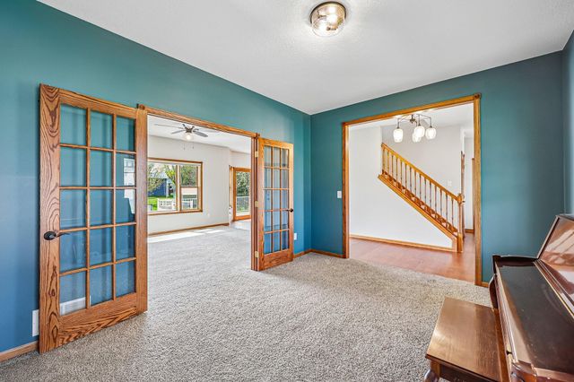 2608 Sandterra Circle, White Bear Twp, MN 55110