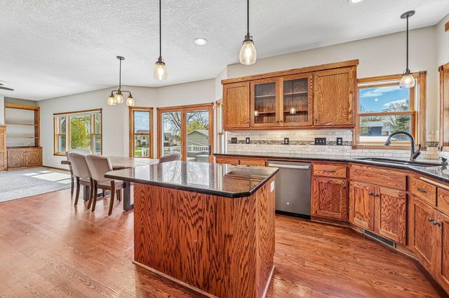 2608 Sandterra Circle, White Bear Twp, MN 55110