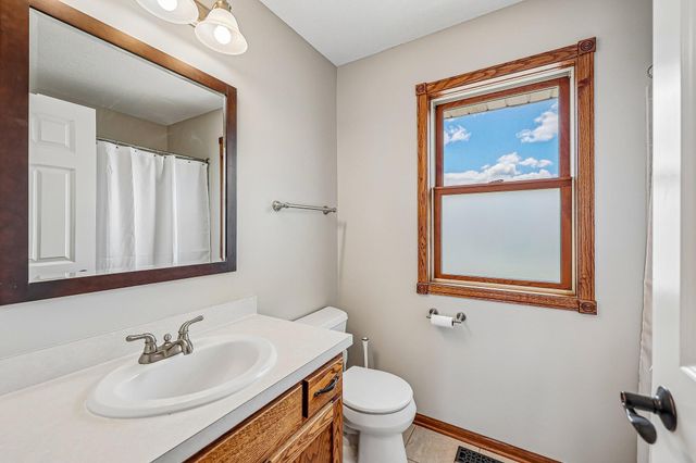 2608 Sandterra Circle, White Bear Twp, MN 55110