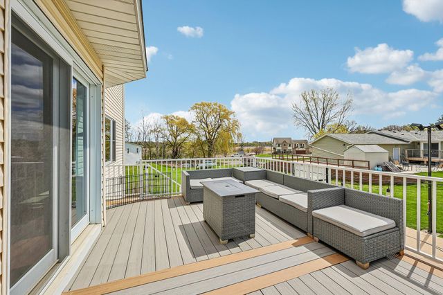 2608 Sandterra Circle, White Bear Twp, MN 55110