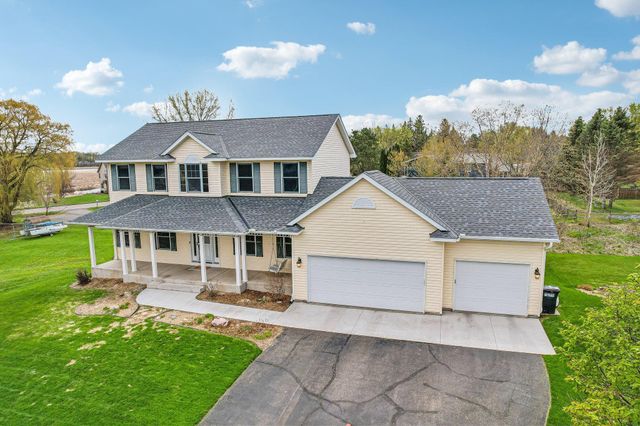 2608 Sandterra Circle, White Bear Twp, MN 55110